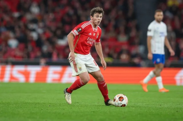 欧洲足球传闻：曼联心仪葡萄牙19岁天才 切尔西或错过奥斯梅恩