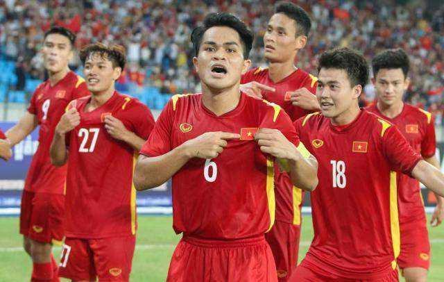 周四足球赛事分析：印度尼西亚vs越南，伊朗vs土库曼斯坦（内附扫盘）(2)