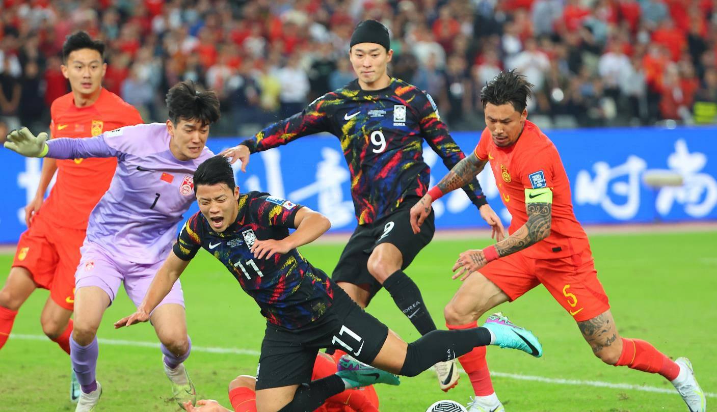 客场踢平新加坡，国足出线只能看韩国脸色，下一场将决定最终命运(7)