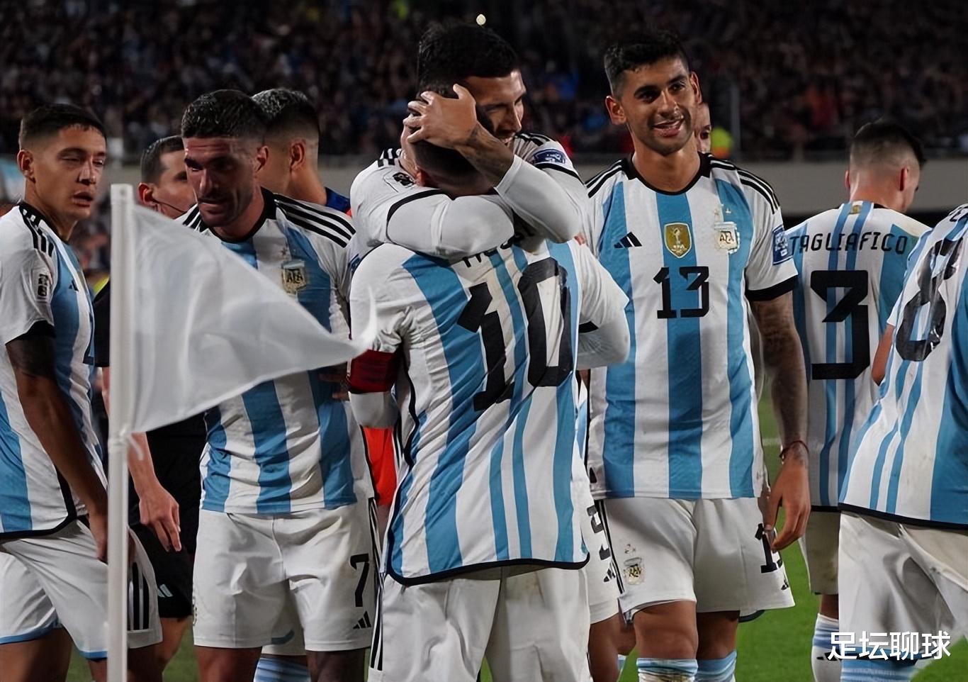 阿根廷3-0大胜！近17场16胜，迪马利亚助攻，超越马拉多纳升队史第2