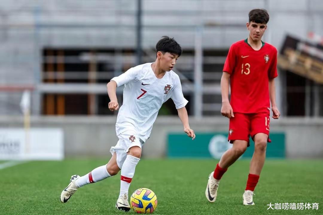 14岁中国足球新星惊艳欧洲足坛，被赞誉为“全世界最伟大天才”！