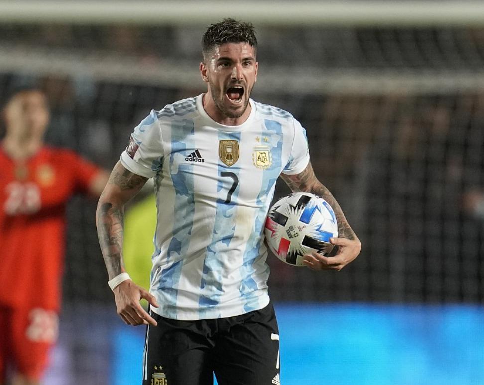 标题：阿根廷主场惨败乌拉圭，德保罗表